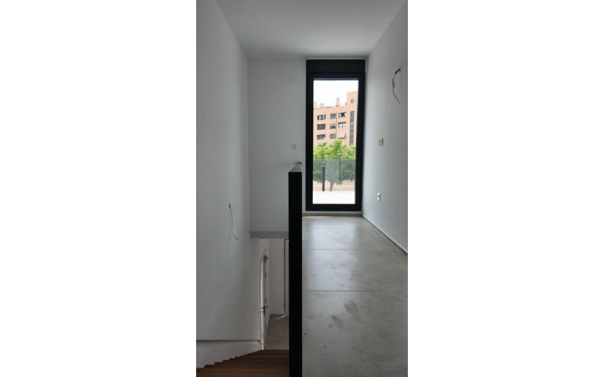 Resale - Villa -
Alicante - Vistahermosa