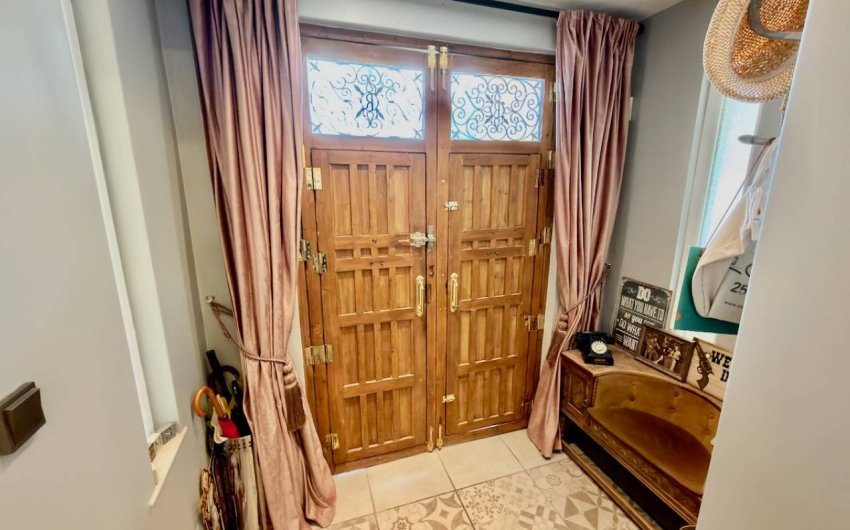 Resale - Villa -
Almoradí - Heredades