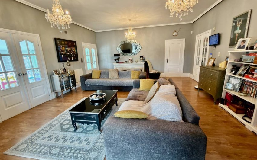 Resale - Villa -
Almoradí - Heredades