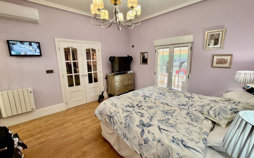 Resale - Villa -
Almoradí - Heredades