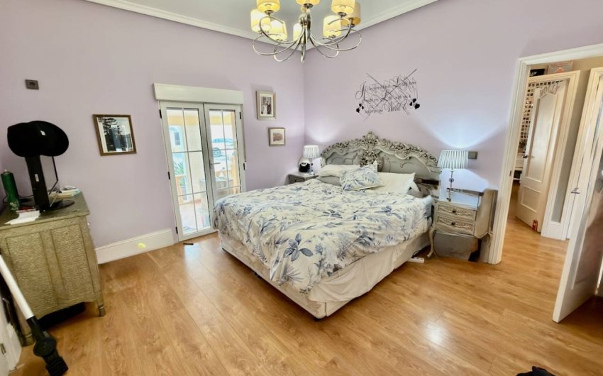 Resale - Villa -
Almoradí - Heredades