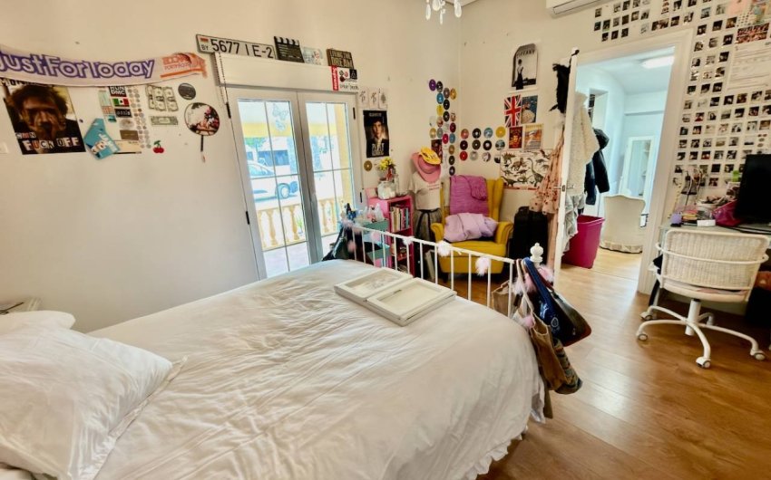 Resale - Villa -
Almoradí - Heredades