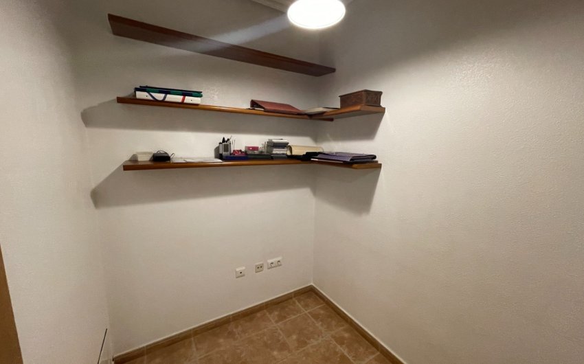 Resale - Villa -
Almoradí - Inland