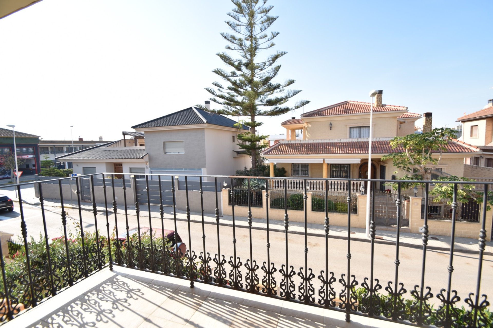 Resale - Villa -
Almoradí