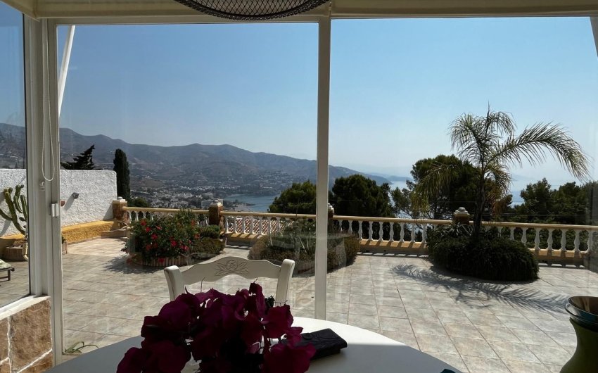 Resale - Villa -
Almuñecar - Costa Tropical