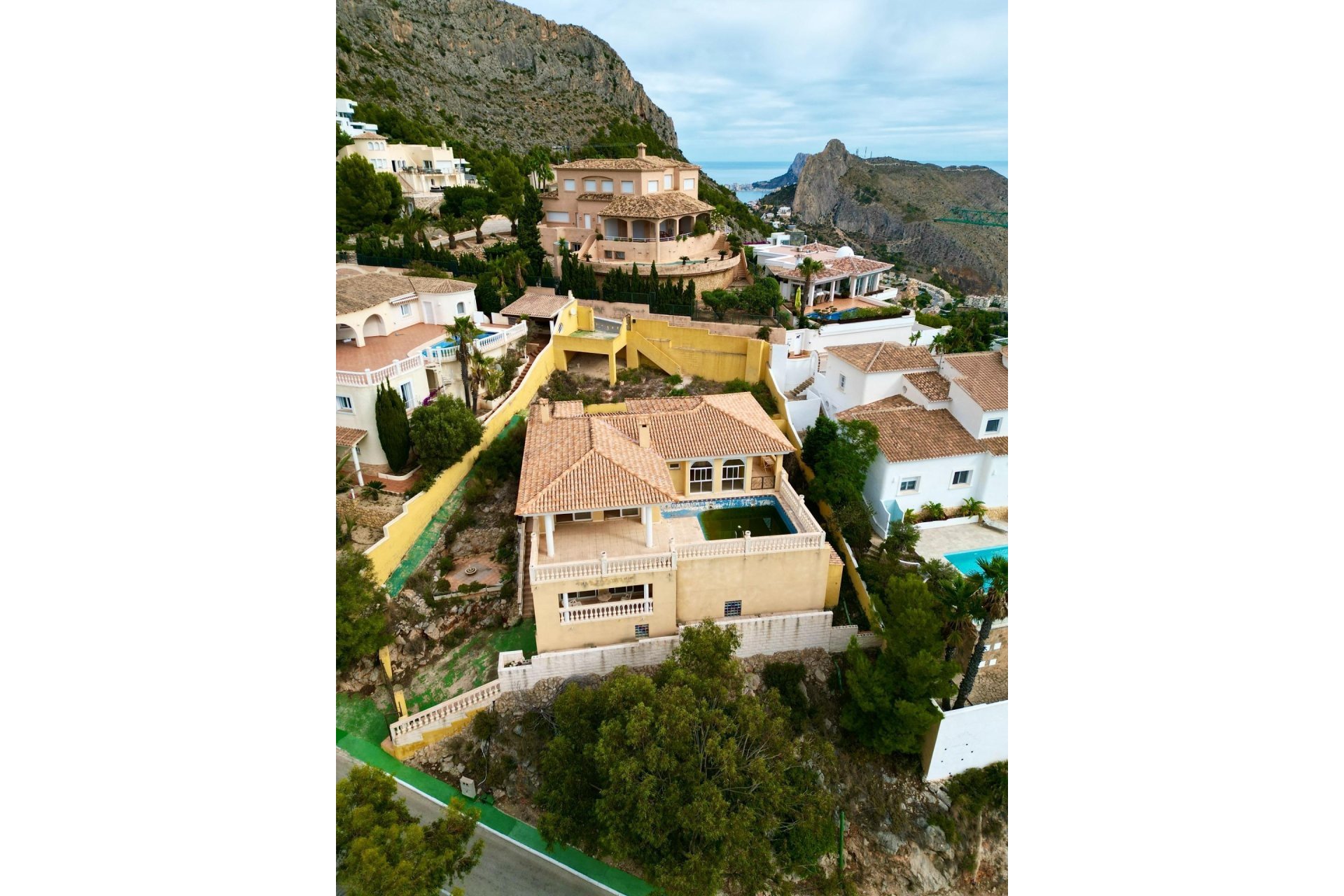 Resale - Villa -
Altea - Altea Hills