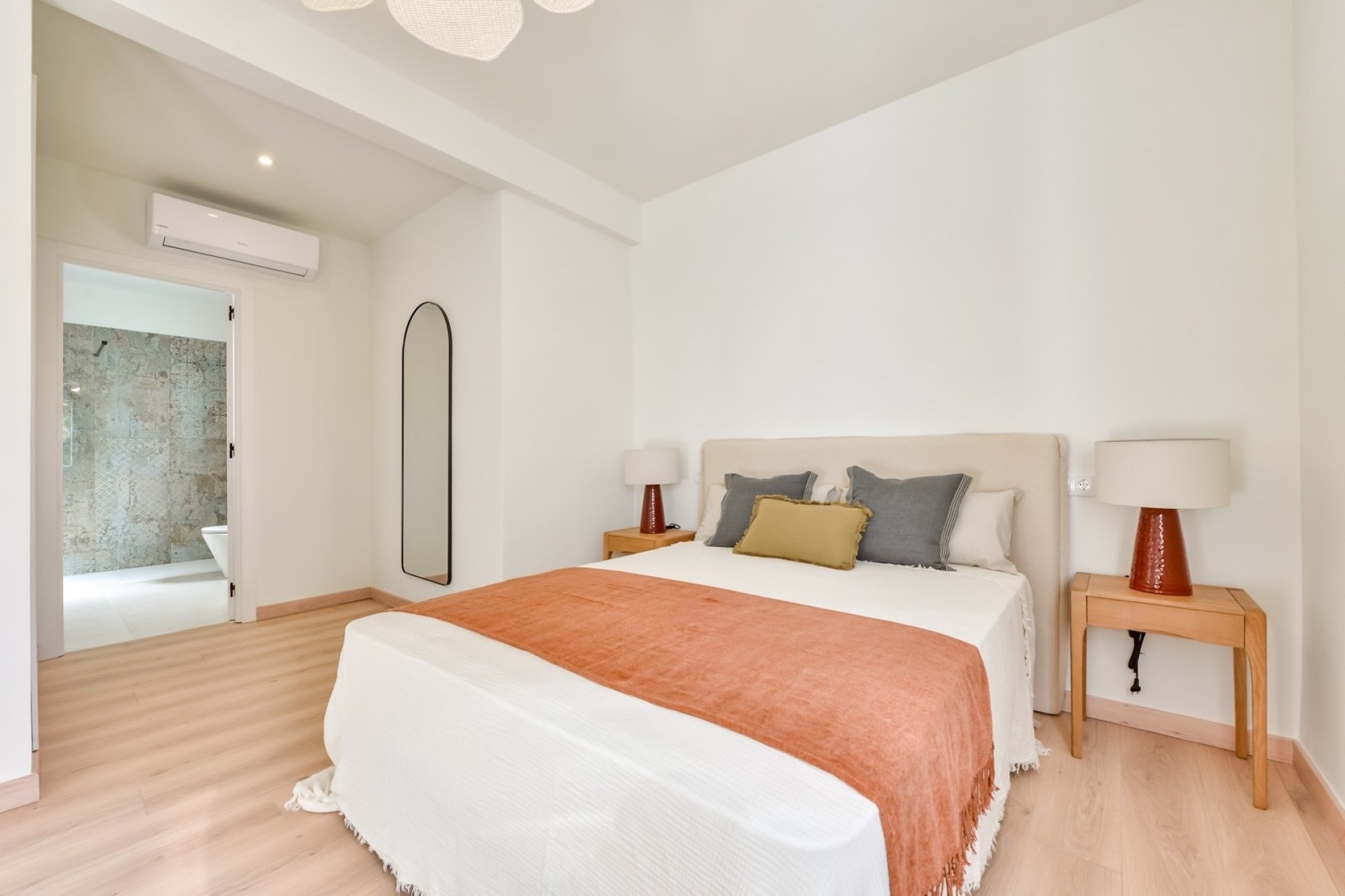 Resale - Villa -
Altea - Costa Blanca