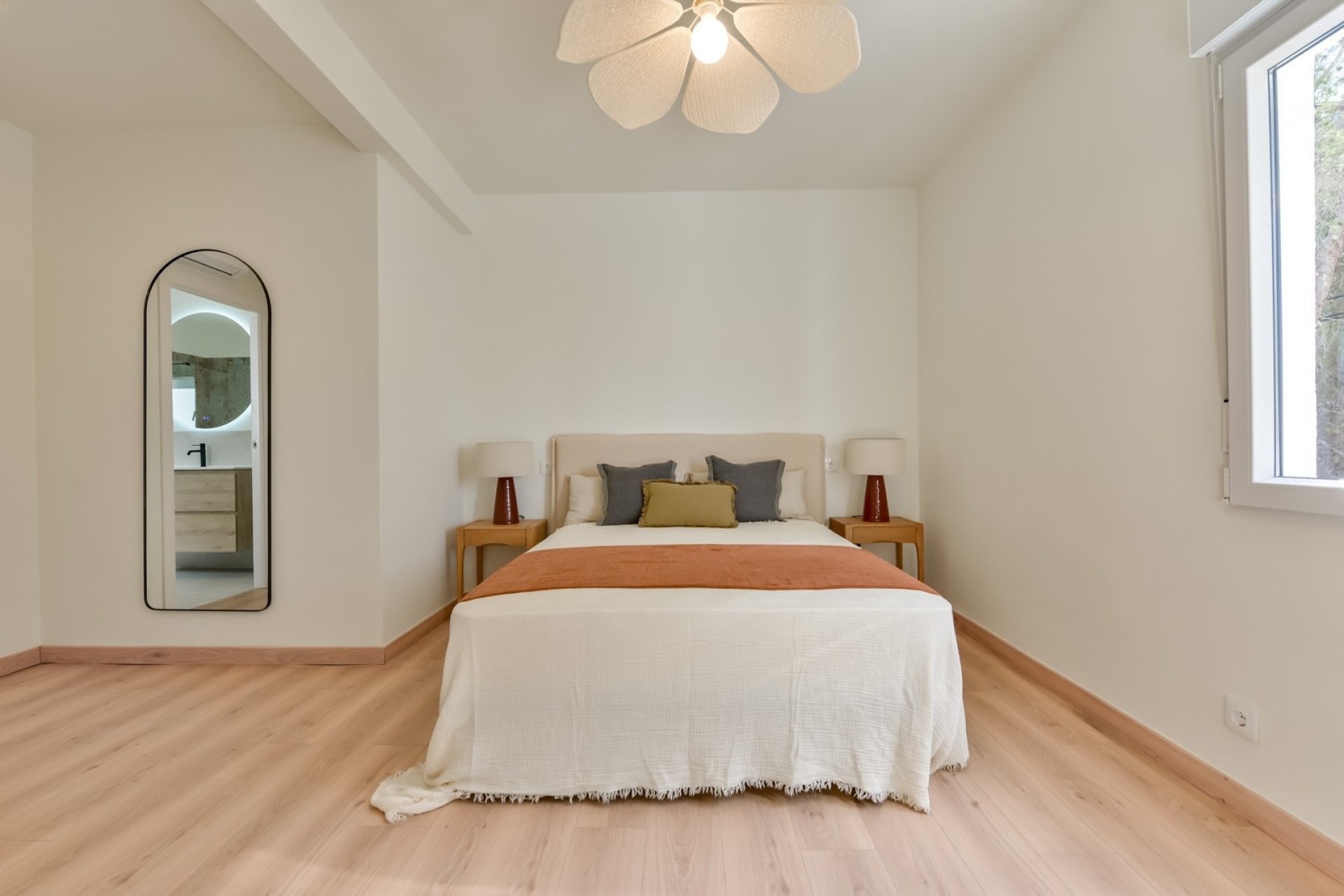 Resale - Villa -
Altea - Costa Blanca