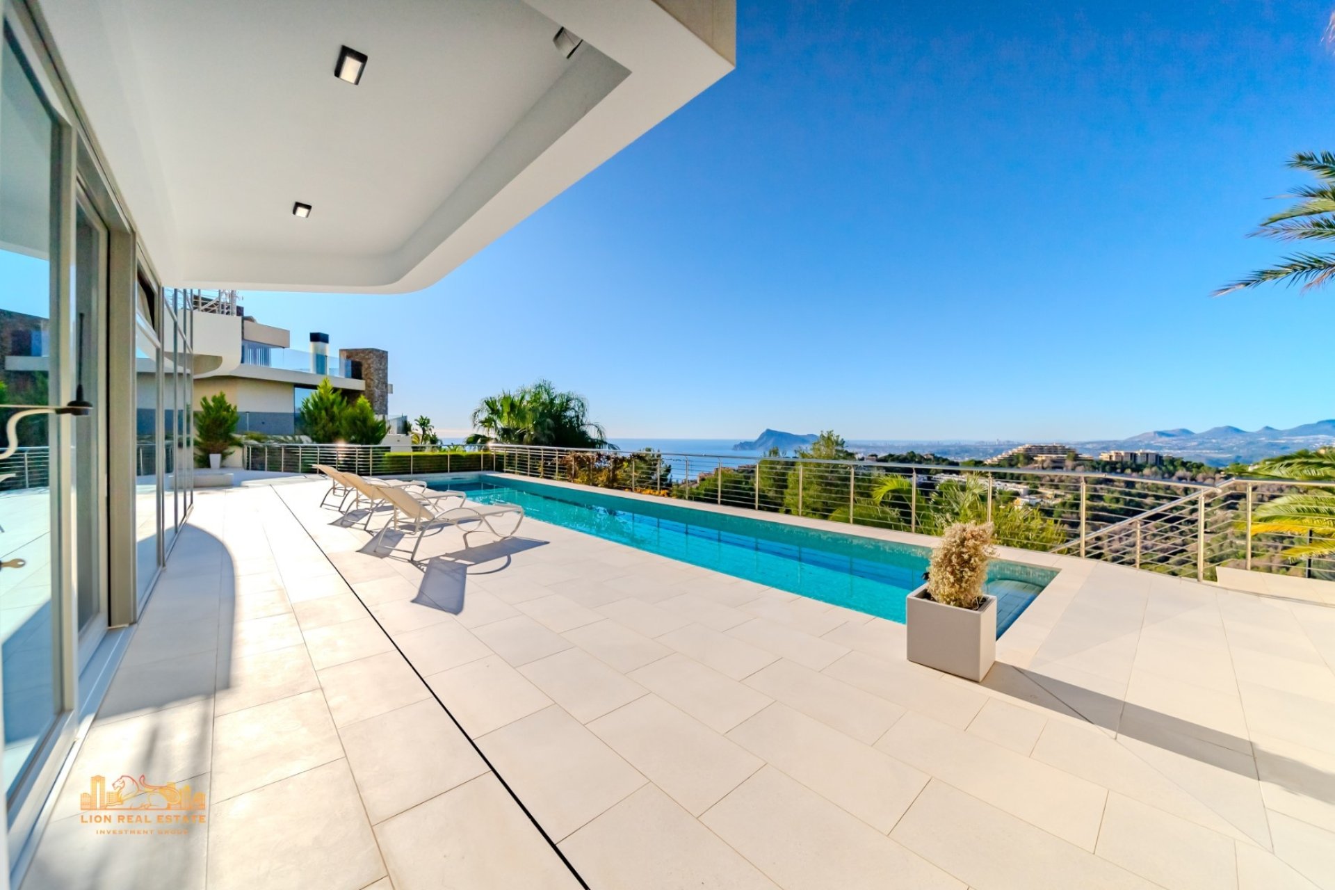 Resale - Villa -
Altea