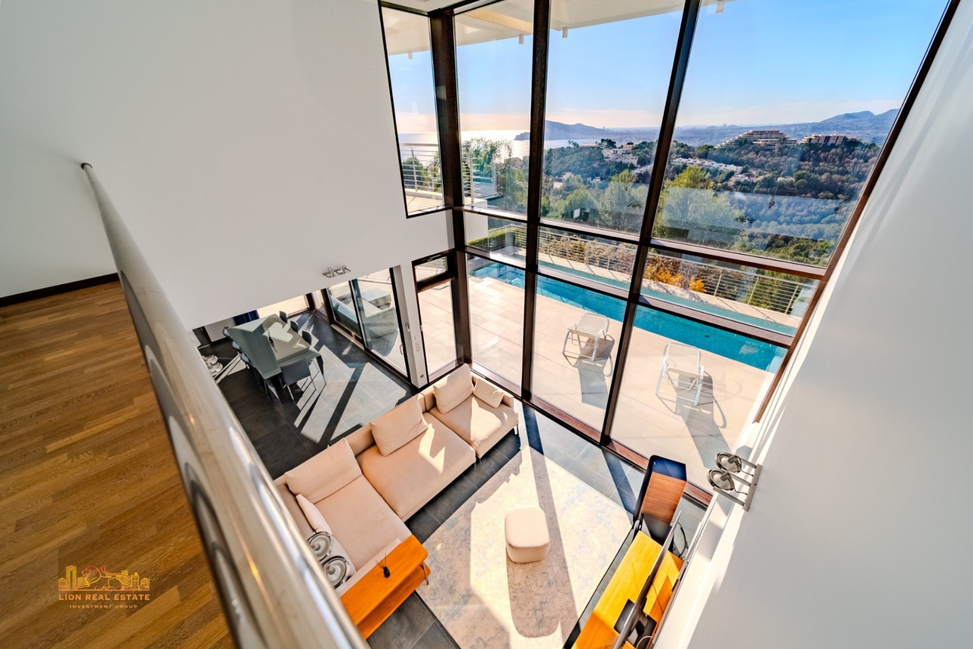 Resale - Villa -
Altea