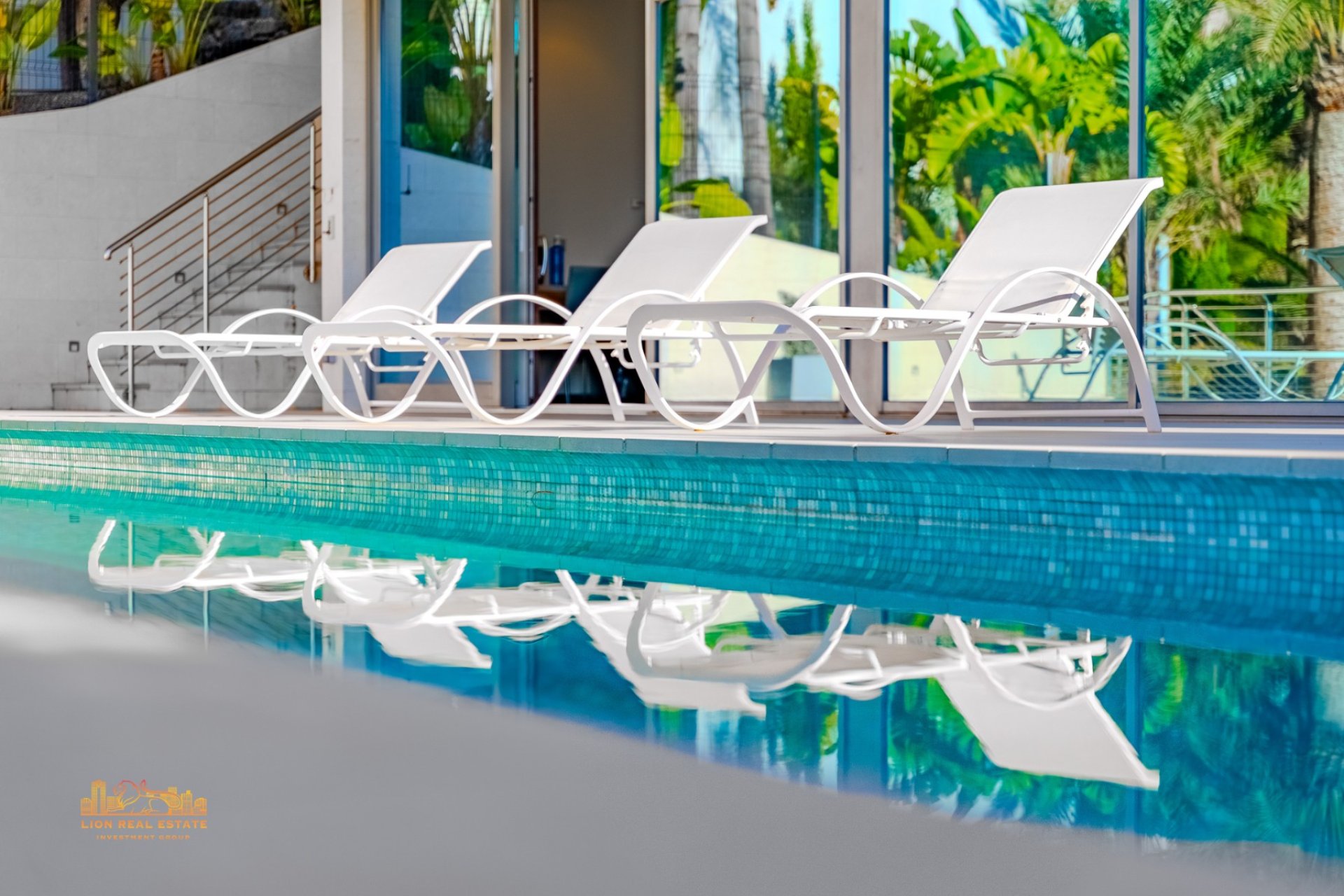 Resale - Villa -
Altea