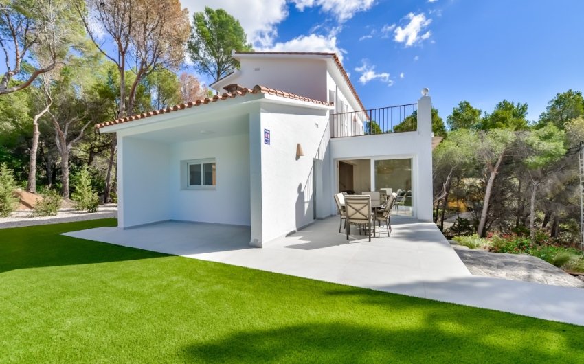 Resale - Villa -
Altea