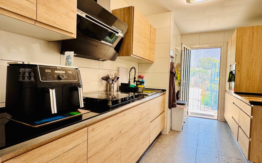 Resale - Villa -
Aspe