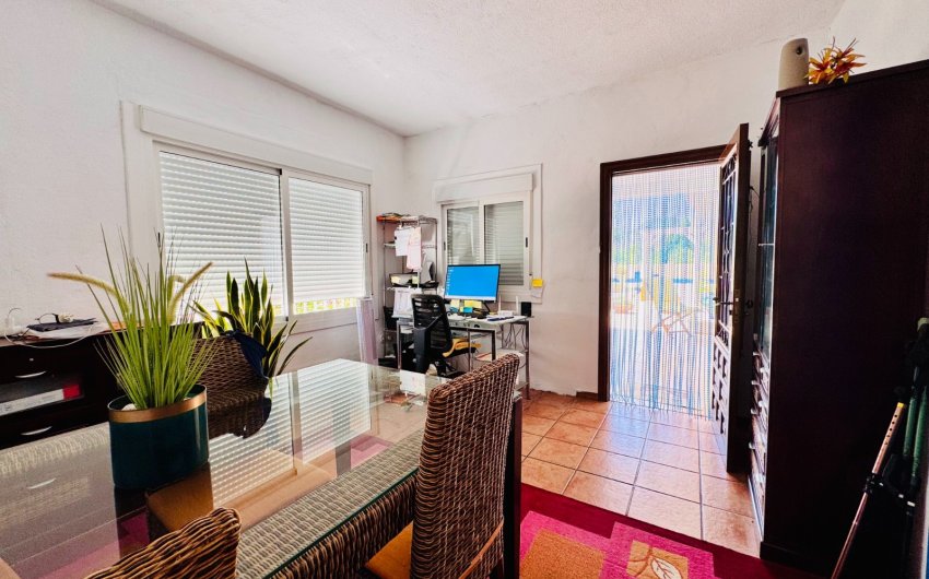 Resale - Villa -
Aspe