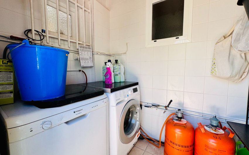 Resale - Villa -
Aspe