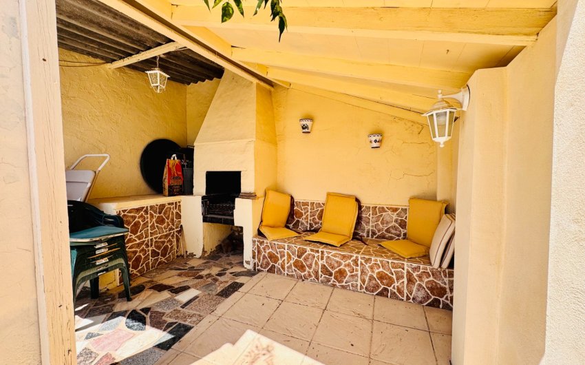 Resale - Villa -
Aspe