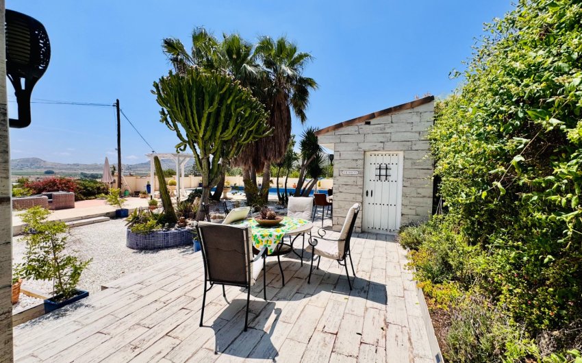 Resale - Villa -
Aspe