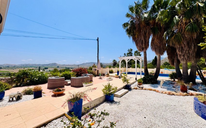 Resale - Villa -
Aspe