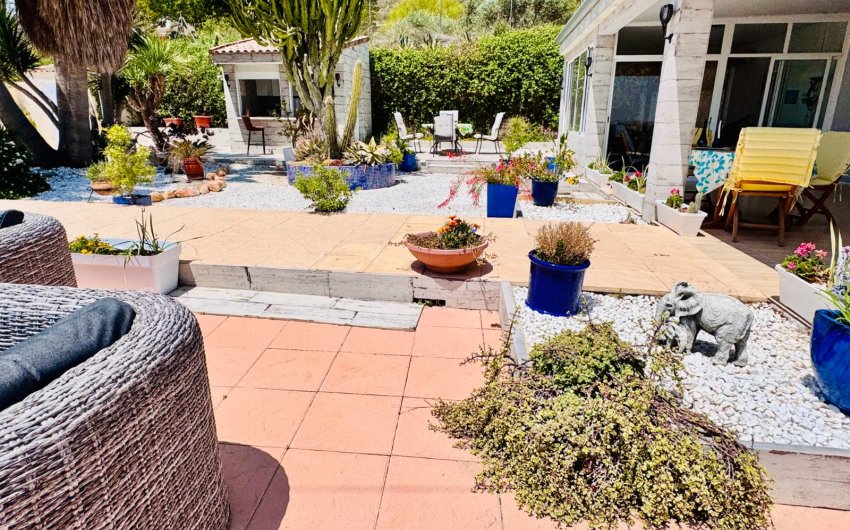 Resale - Villa -
Aspe