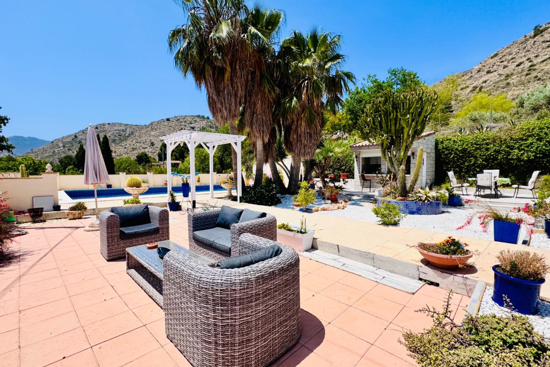 Resale - Villa -
Aspe