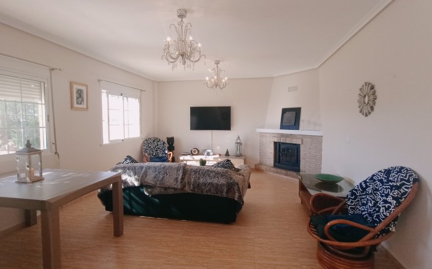 Resale - Villa -
Avileses - Inland