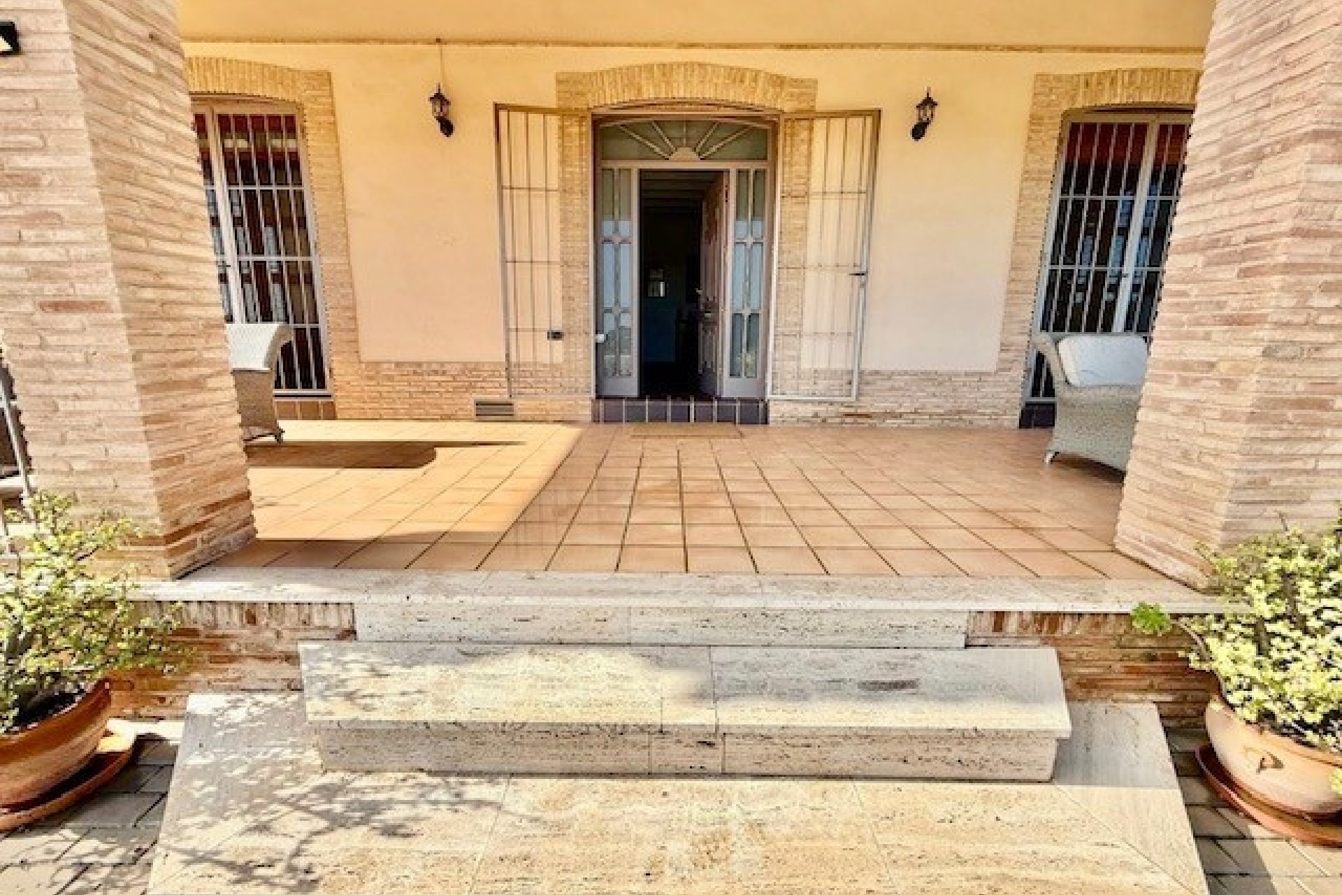 Resale - Villa -
Avileses - Inland