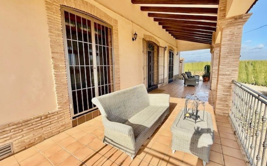 Resale - Villa -
Avileses - Inland