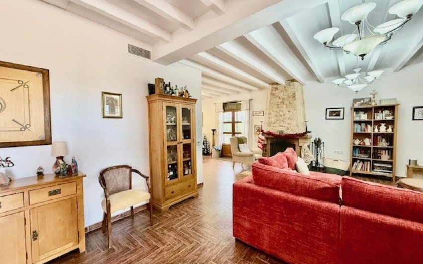 Resale - Villa -
Avileses - Inland