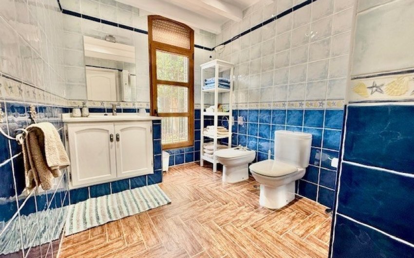 Resale - Villa -
Avileses - Inland