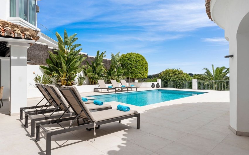 Resale - Villa -
Benahavís - Cortés