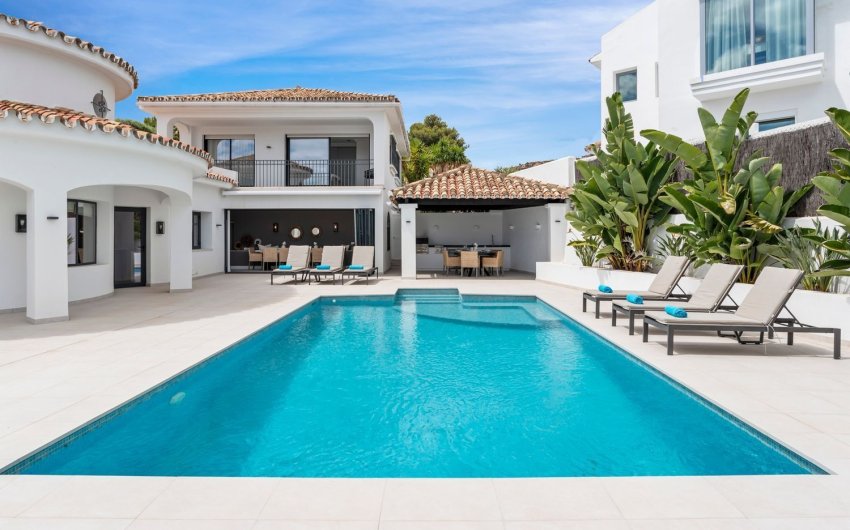 Resale - Villa -
Benahavís - Cortés