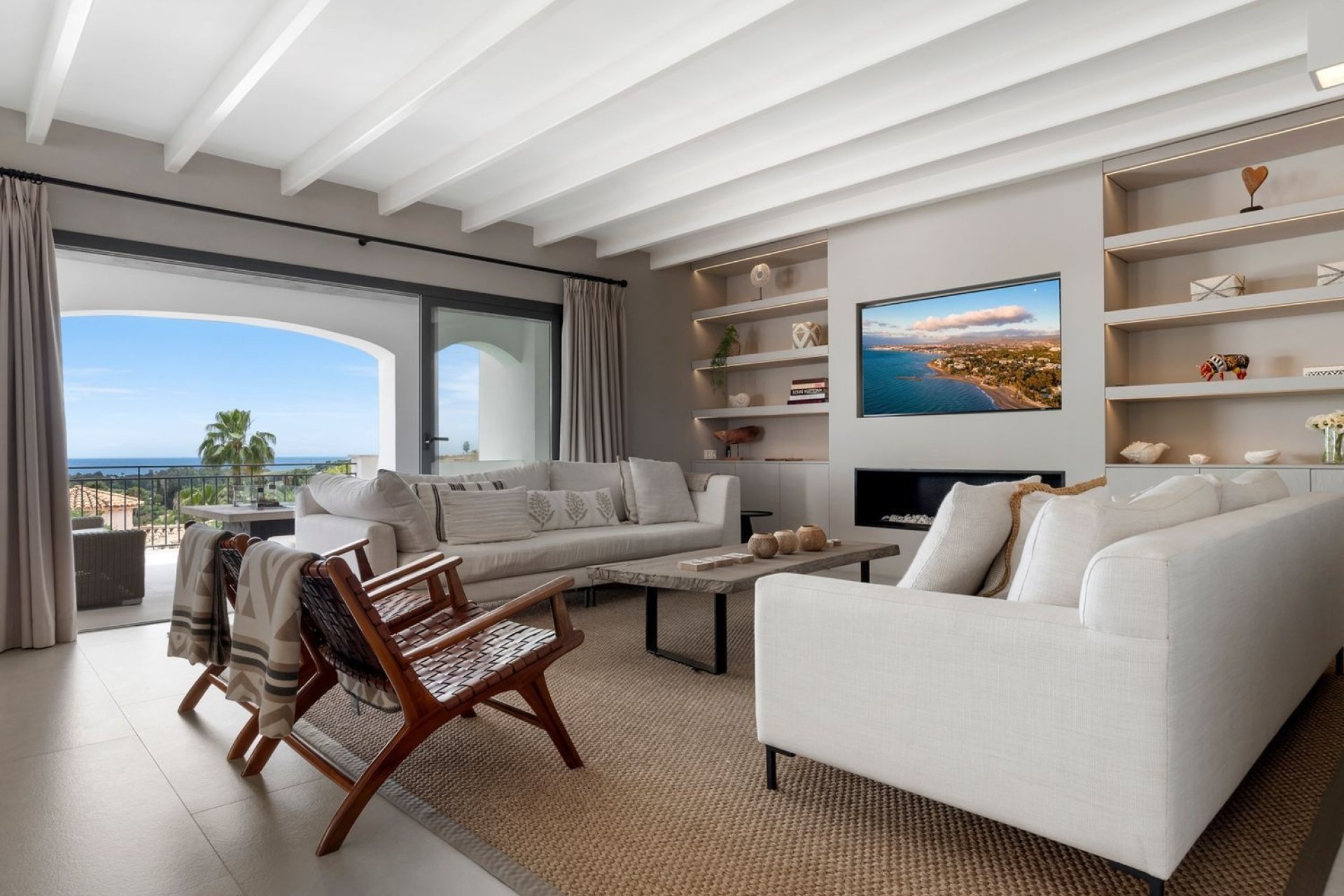 Resale - Villa -
Benahavís - Cortés