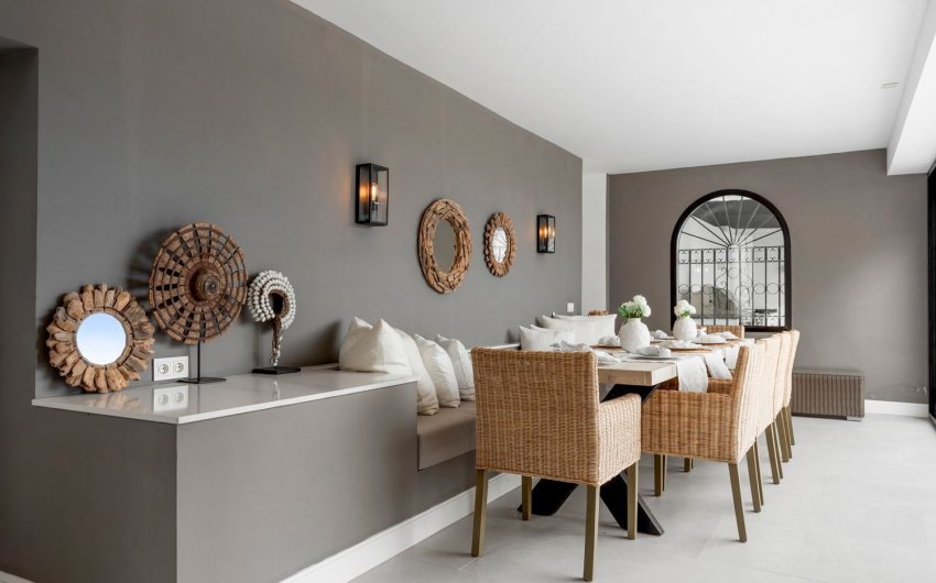 Resale - Villa -
Benahavís - Cortés