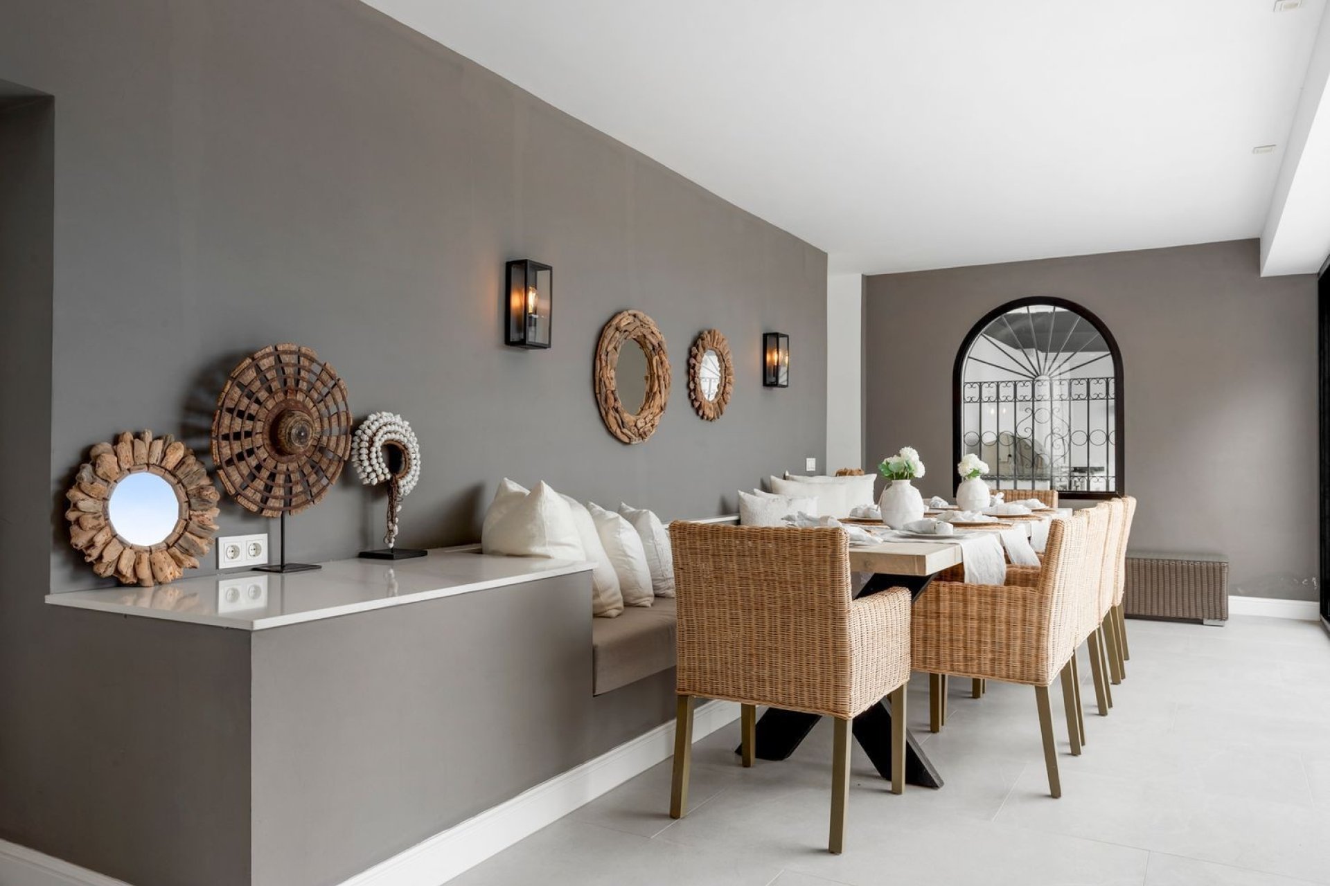 Resale - Villa -
Benahavís - Cortés