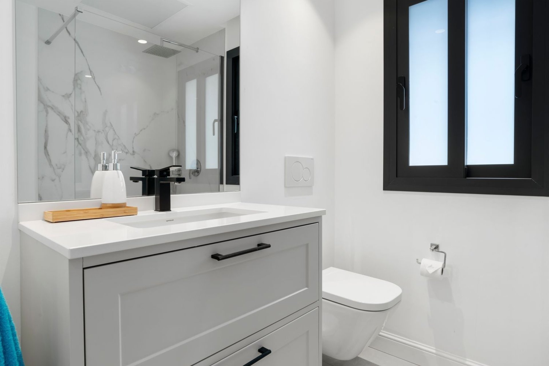 Resale - Villa -
Benahavís - Cortés