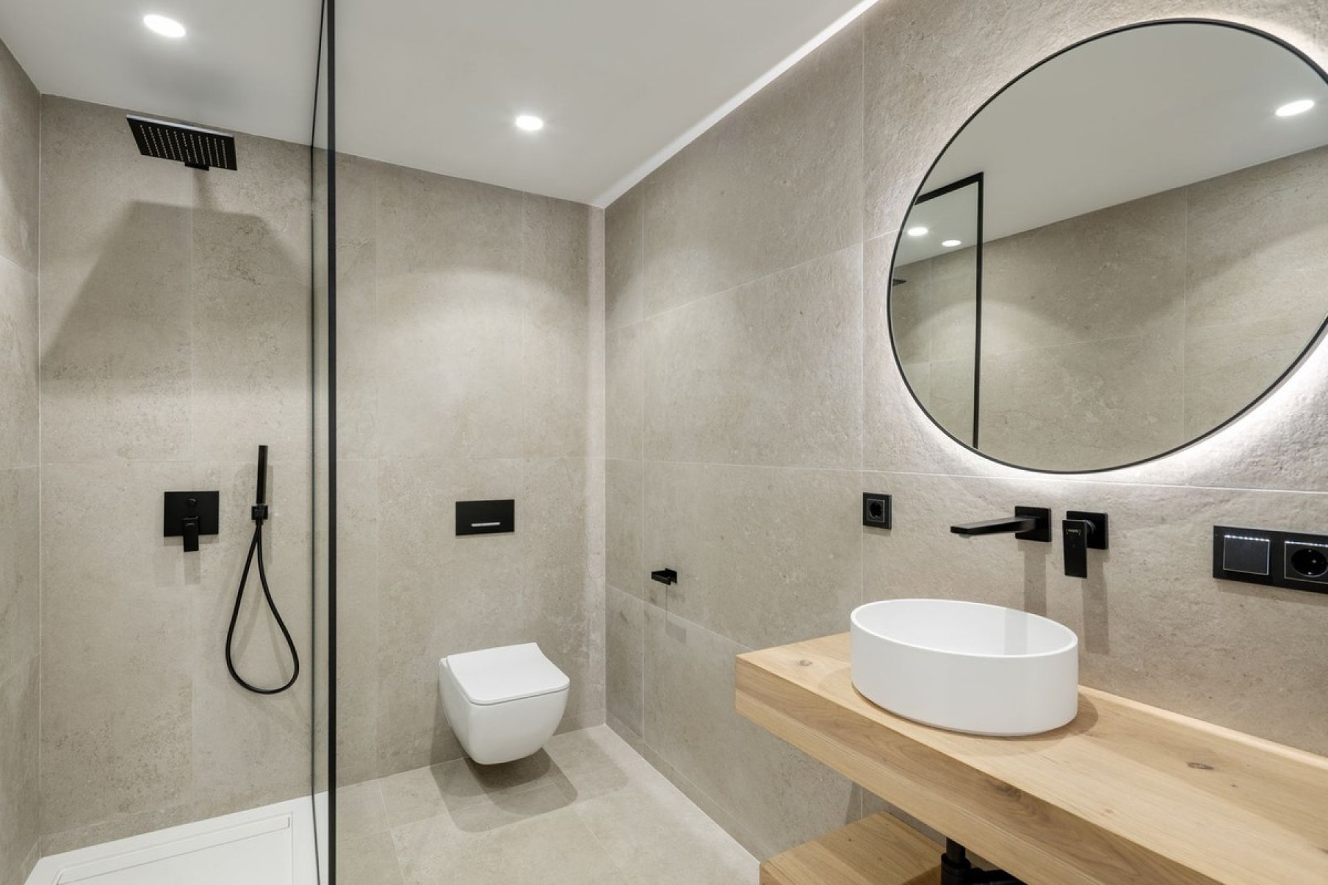 Resale - Villa -
Benahavís - Costa del Sol