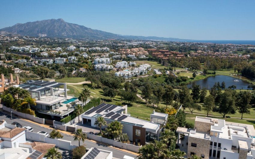 Resale - Villa -
Benahavís - Costa del Sol