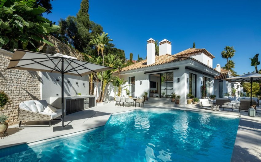 Resale - Villa -
Benahavís - Costa del Sol