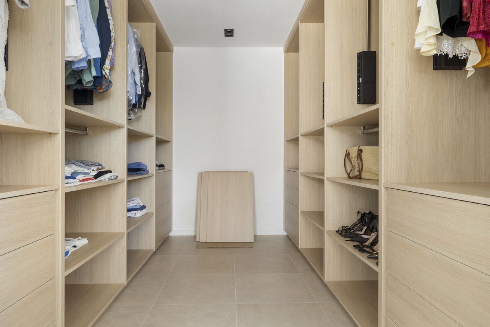 Resale - Villa -
Benahavís - Costa del Sol