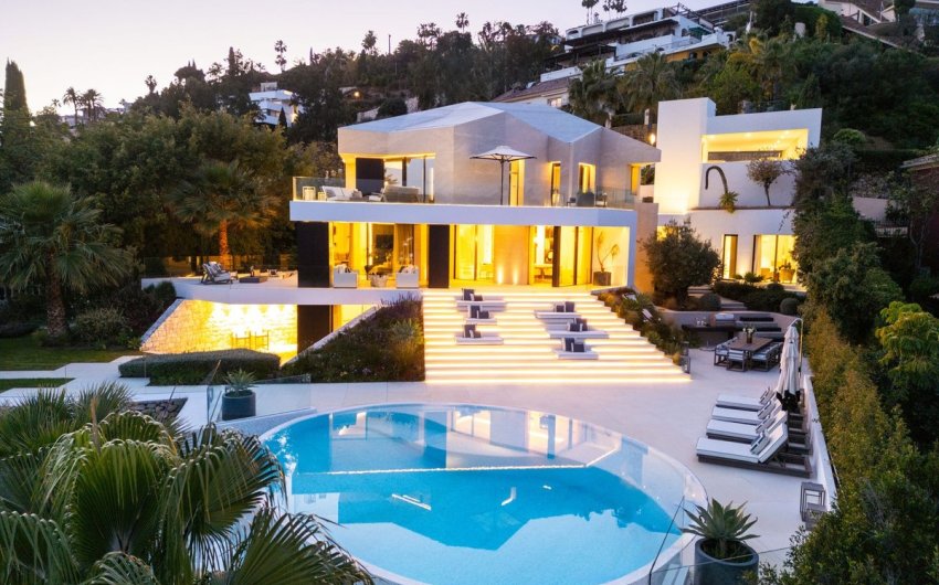 Resale - Villa -
Benahavís - Costa del Sol