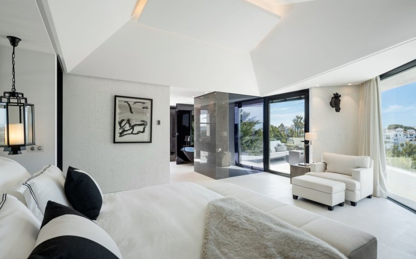 Resale - Villa -
Benahavís - Costa del Sol