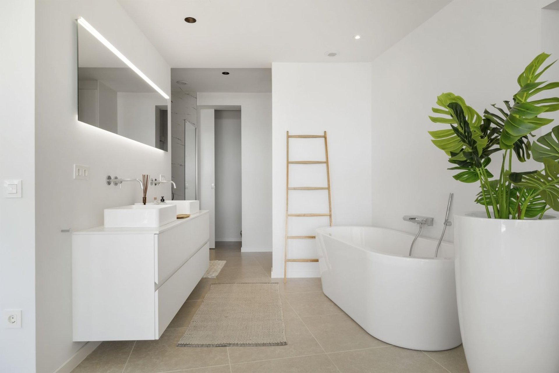 Resale - Villa -
Benahavís - Costa del Sol