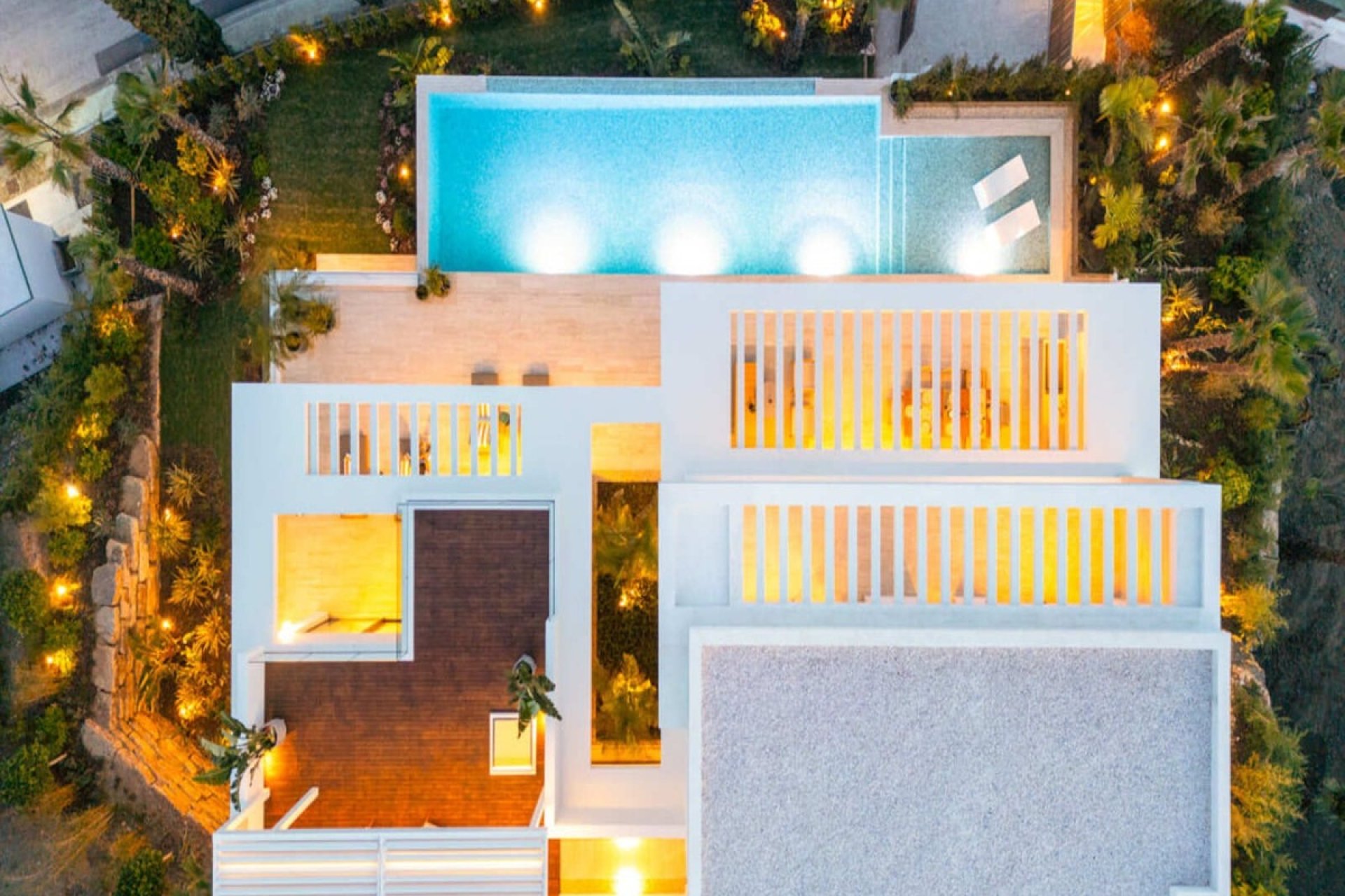 Resale - Villa -
Benahavís - Costa del Sol