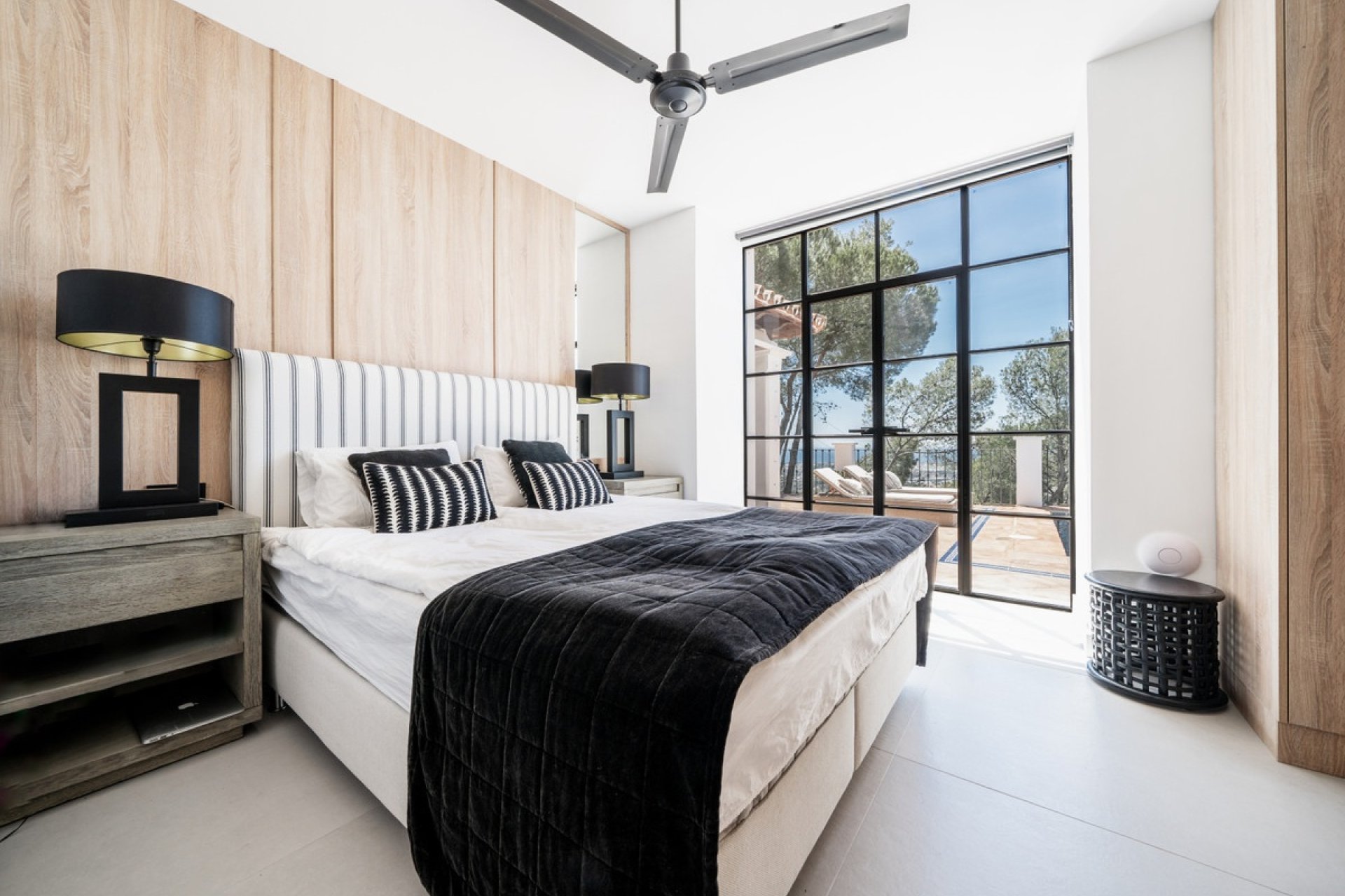 Resale - Villa -
Benahavís - Costa del Sol