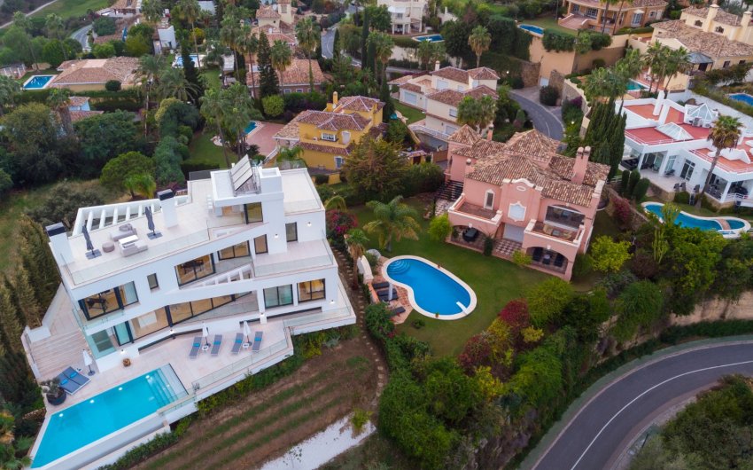 Resale - Villa -
Benahavis - La Quinta