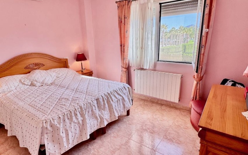 Resale - Villa -
Benferri