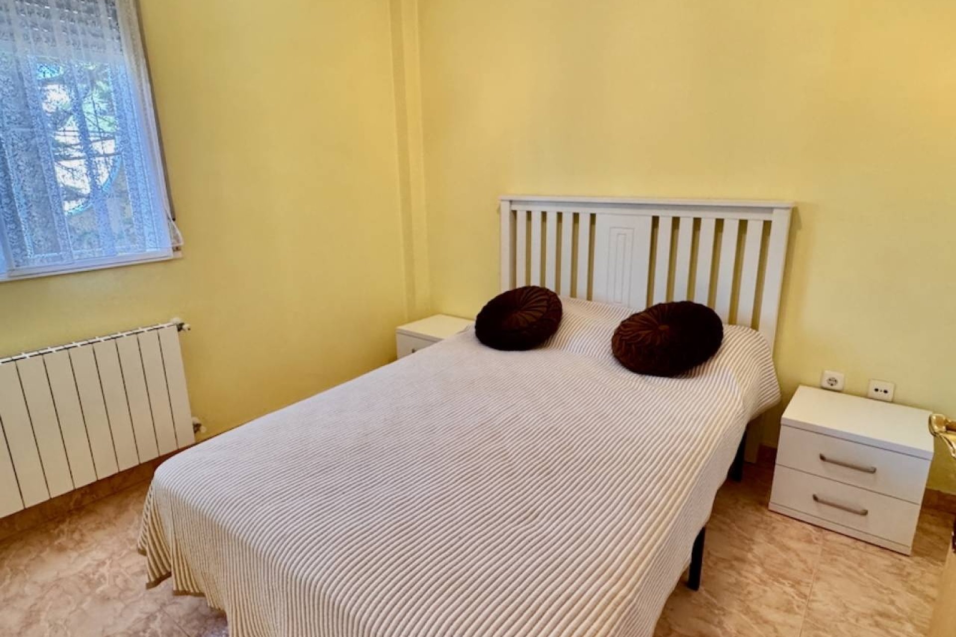 Resale - Villa -
Benferri