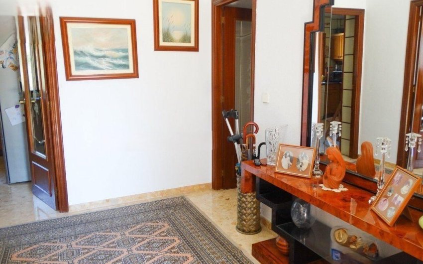 Resale - Villa -
Benidorm - Rincón de Loix