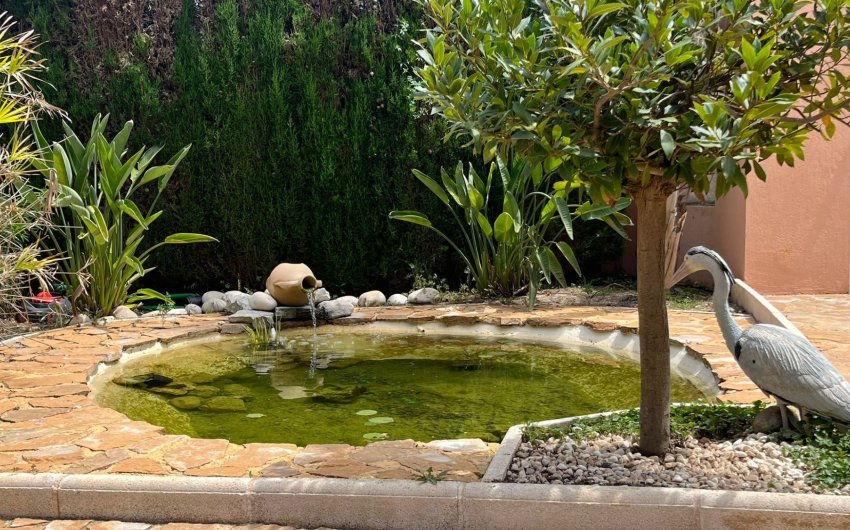 Resale - Villa -
Benidorm