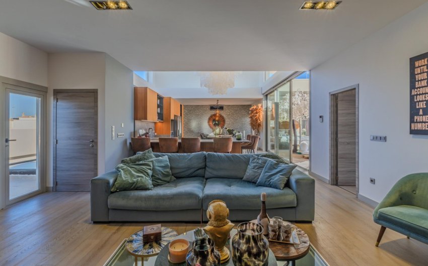 Resale - Villa -
Benijofar - Costa Blanca